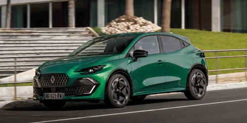 The new Renault Clio in green.